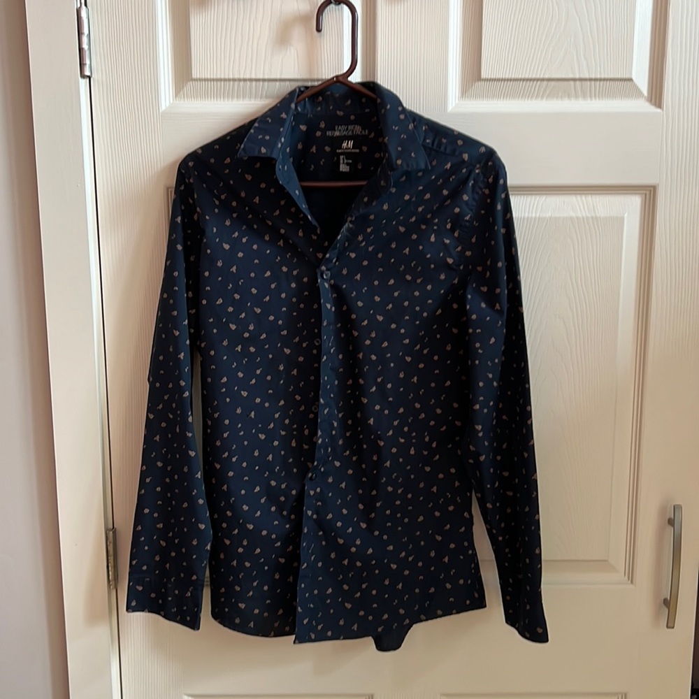 H&M Dress Shirt Leaf Print